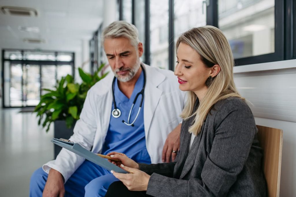 IUL Policies Pitched to Doctors, Dentists, and Business Owners